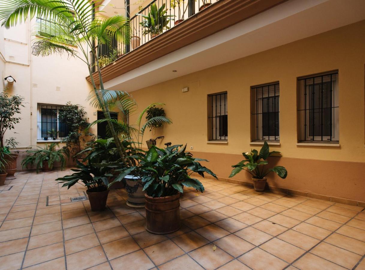 Sol Suite Apartment With Garden, Seville
